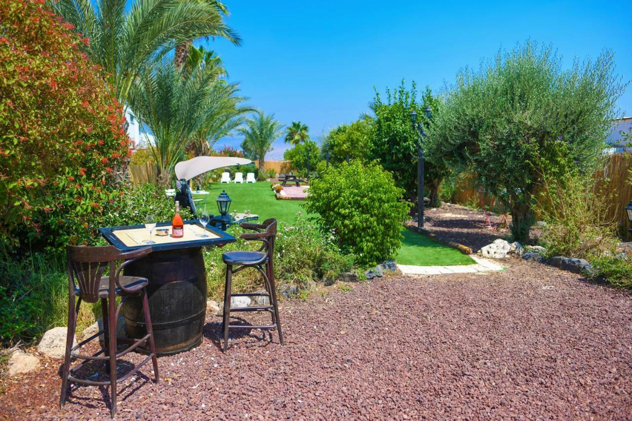 Мотель Magical In The Galilee Кирьят-Шмона Экстерьер фото